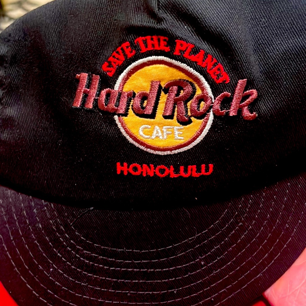 Hard Rock Cafe Honolulu new never worn